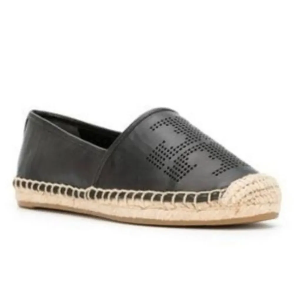 Tory Burch classic tory